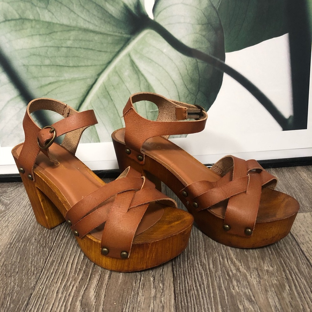 Bamboo Block Heel Sandals
